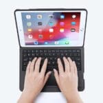 Dux Ducis Domo Lite Bluetooth Keyboard Foldable Cover Smart Sleep Tablet Stand iPad 10.2 (2021)/iPad 10.2 (2020)/iPad 10.2 (2019)/iPad Pro 10.5" 2017/iPad Air 2019 Black