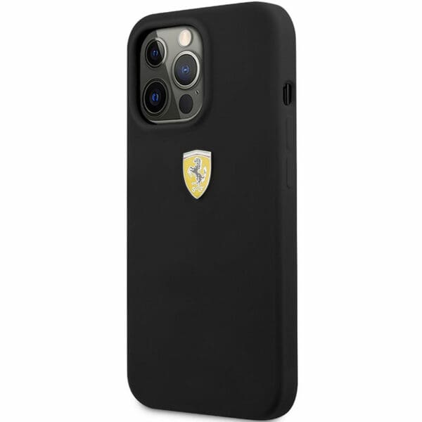 Ferrari Liquid Silicone Metal Logo Black Kryt iPhone 13 Pro Max
