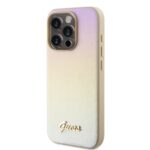 Guess PU Leather Iridescent Metal Script Gold Kryt iPhone 15 Pro