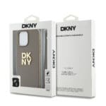 DKNY PU Leather Stack Logo Wrist Strap Beige Kryt iPhone 15 Pro