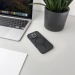 Magnetic Collection MagSafe Case Black Kryt iPhone 16 Plus