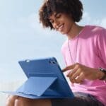 ESR Flip Hybrid iPad 10.9” 10 / 2022 / 11” 11 / 2025 Navy Blue
