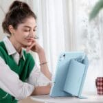 ESR Flip Hybrid iPad Air 10.9” 4 / 5 / 2020-2022 / 11” 6 / 7 / 2024-2025 Sky Blue