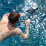 Spigen A611P Universal Waterproof Float 2-Pack Matte Black